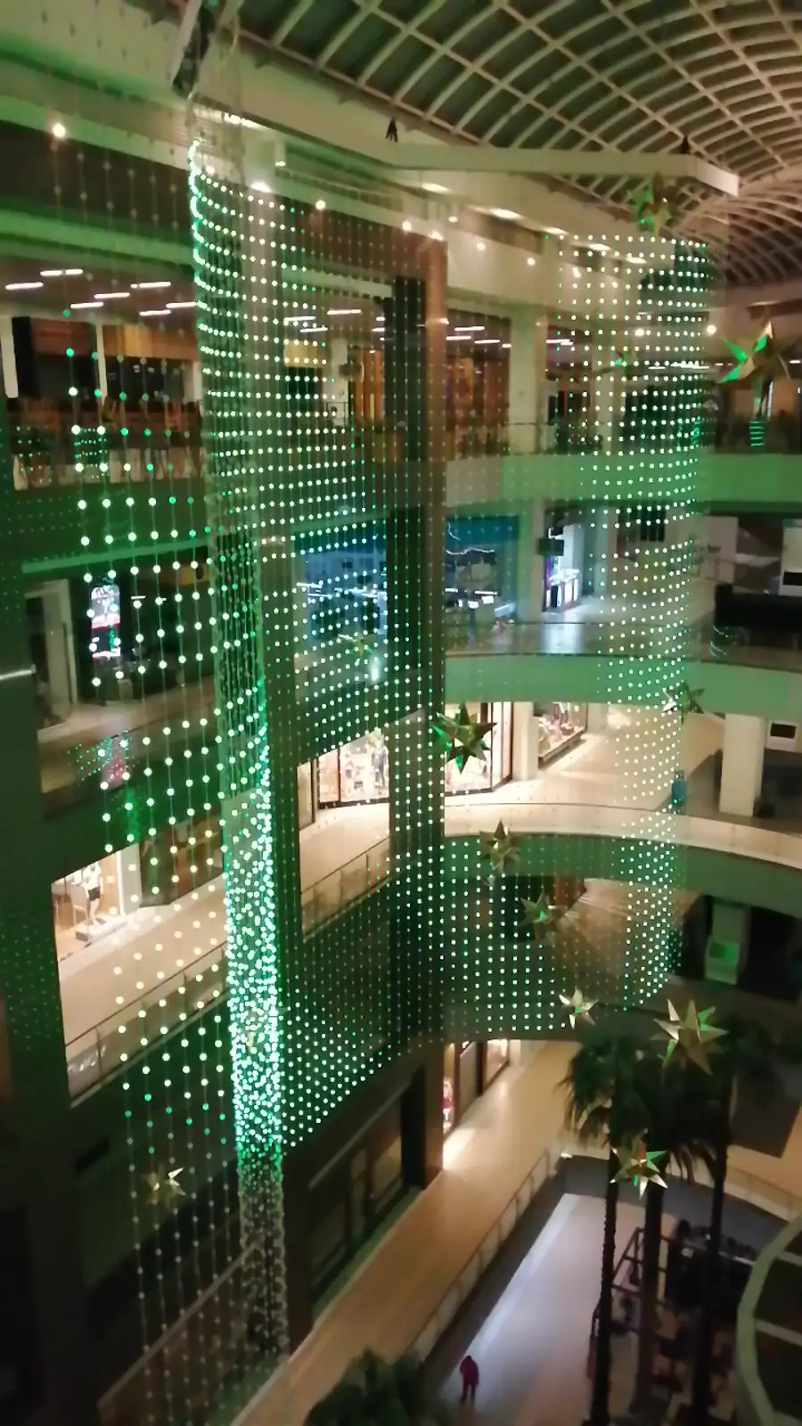 Costanera Center · Malla LED